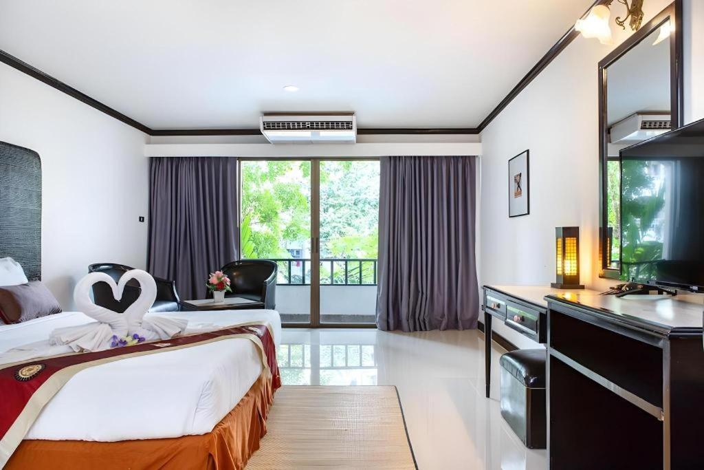 Town In Town Gardent Resort Bangkok Exterior foto