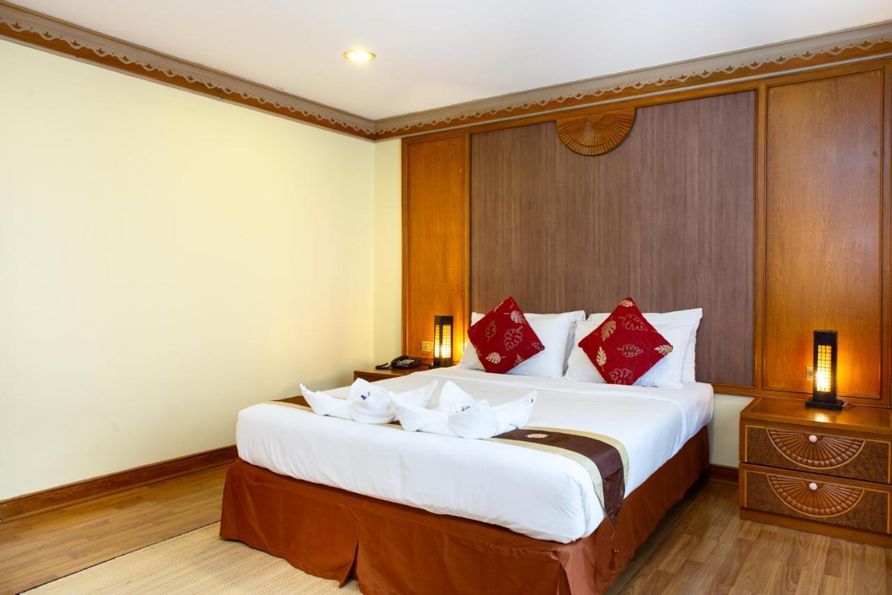 Town In Town Gardent Resort Bangkok Exterior foto